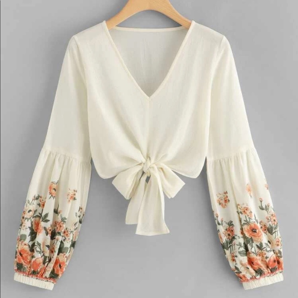 Tie front floral bell sleeve top